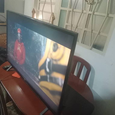 TV! LG 43” – $170 USD.YBM/ Eletricity - 3/4