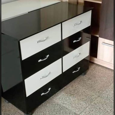 CÓMODAS GAVETEROS - 3/3