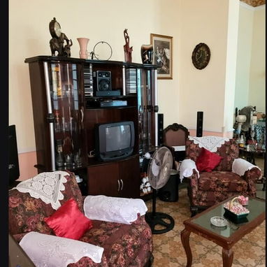 Venta de casa en el vedado con garaje - 6/8