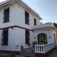 Bella casa en Kohly de 2 niveles - Img 55343333