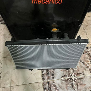 🚨Piezas de Geely ck🚨 Súper Precio           Radiador, Compresor,Electros y Depósito - 2/4
