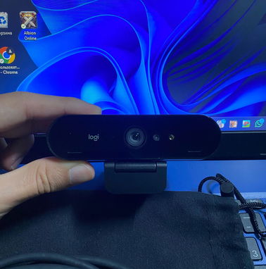 Vendo mi Web-Cam Logitech brio 4k - Img 89315796