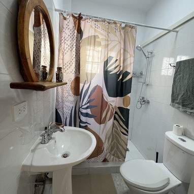 Apartamento en El Vedado muy céntrico , especial para estudiantes de medicina - Img 118095450