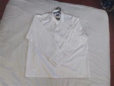 Se vende camisa de hombre - Img 66743129