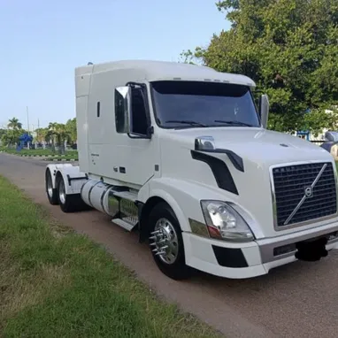Volvo VNL 2015 - 3/5