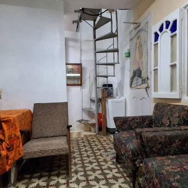 Cuarto céntrico en Colón Centro Habana. Es propiedad - 3/5
