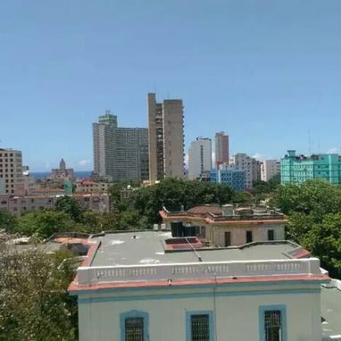 Renta lineal en el VEDADO! - Img 109307178