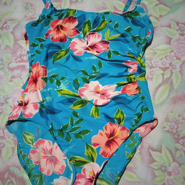Trusas y bikinis. - Img 110672563