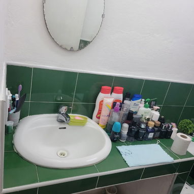 Vendo mi apartamento en 2do piso en el barrio de los inocentes por Santa Catalina y Primelles - Img 114074223