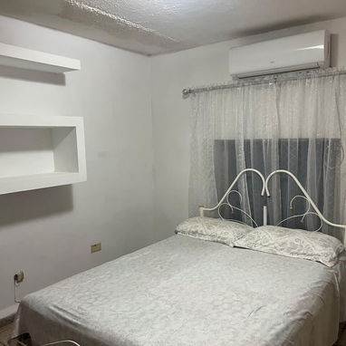 *# 173 CENTRO HABANA* *Casa de dos niveles en venta – Zanja (referencia: cerca de policía)* 📐 *Distribución* : *P - Img 125681377