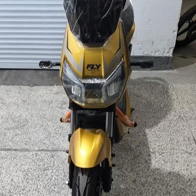 Moto eléctrica FLY - 3/4