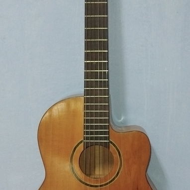 Guitarra acústica en perfecto estado a la venta - Img 125543754