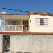 VENTA DE CASA INDEPENDIENTE DE DOS PLANTAS EN LA CIUDAD DE CANAGUEY - Img 55461202