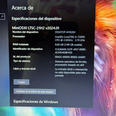 Laptop Lenovo Equipo confiable con rendimiento ideal para algunos juegos y trabajos de programación informática. - 4/5