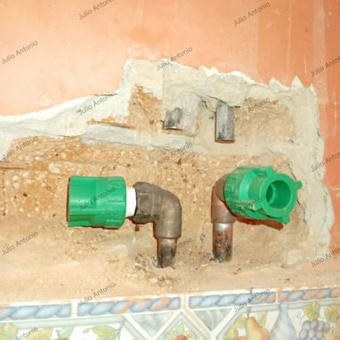 Instalación de calentador eléctrico. Plomero en la habana, plomero de cobre, piezas de cobre para agua. Móvil 55372513 - Img 126421495
