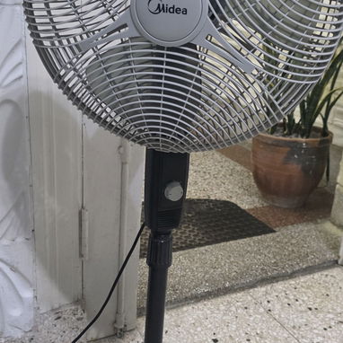 Ventiladores de corriente poco uso - Img 119309289