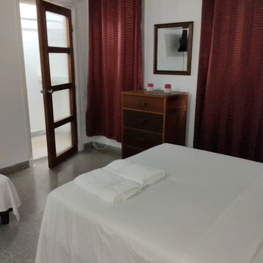 Se renta hermoso departamento en el vedado de dos habitaciones (RAl0043) - Img 121895843