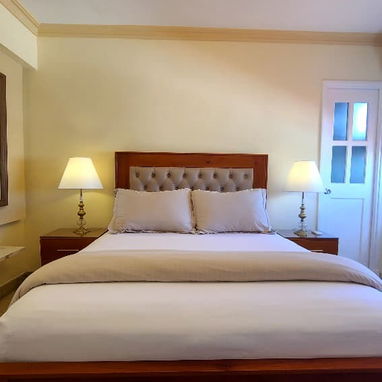 🧭 Hermoso Apartamento de 1 Habitación con Vista al Mar en el Vedado (No se Va la Luz) REF 1435 - Img 109842133