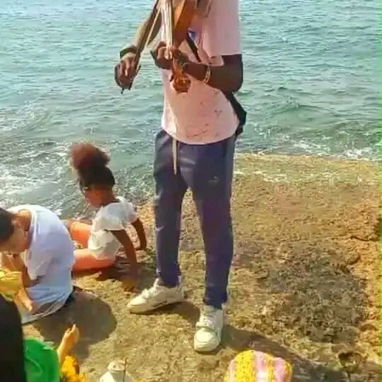Un violín para Oshun - 2/3