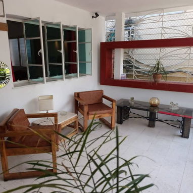 Renta por meses casa con piscina para extranjeros y diplomaticos - Img 121394873
