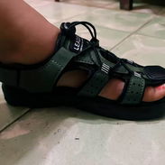 Sandalias de niño números disponibles 30 al 32 - Img 55798591