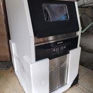 Hielera 53.35 libras produce 150 libras cada 24 horas 1200 usd - Img 57717707