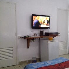 Alquilo apto en nuevo vedado de dos cuartos y dos baños totalmente amueblados y con electrodomésticos - Img 112456173