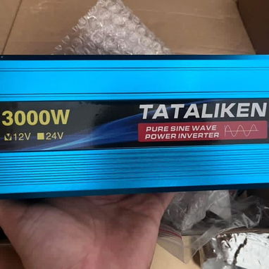 CONTROLADORES POWMR 60 AMP 100 AMP,CARGADOR PARA LIFEPO4 BATERÍAS DE CARROS INVERSORES ONDA PURA 12V 3000W,RADIOS AM FM - Img 121429886