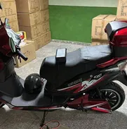Rebaja especial!! Quedan pocas! Moto electrica Unizuki 1000w-72v-50ah autonomía de 140km - Img 49883175