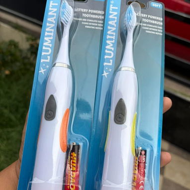 Vendo cepillo de dientes Colgate y Electricos - Img 121815471