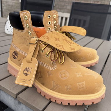 Bape y LV botas Timberland 🥾🥾 - Img 123137279