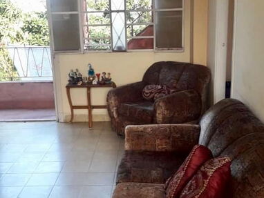 Se vende optimo Apartamento en Santo Suarez 2 habitaciones y equipos costosos - Img 63696425