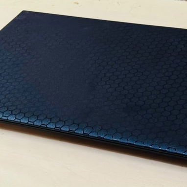 Laptop Lenovo Equipo confiable con rendimiento ideal para algunos juegos y trabajos de programación informática. - 5/5