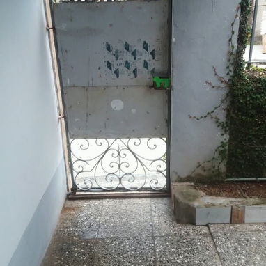 Se vende casa en arroyo independiente con todo dentro güinera a dos cuadras solo de la calzada - 2/10