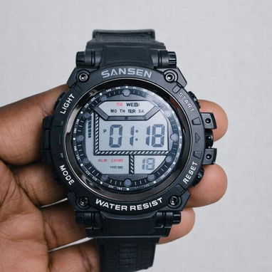 Relojes digitales resistentes al agua - Img 123260321