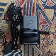 Vendo cargador Dell de laptop original - Img 45426130