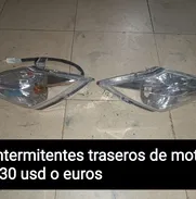 Intermitentes traseros de moto - 30 usd o euros - Img 48950968
