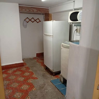 🏡 SE VENDE APARTAMENTO, construcción capitalista, en zona céntrica y comercial de MIRAMAR, PLAYA. - Img 120895879