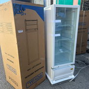 Exhibidora vertical royal 8.5pies - Img 55913856