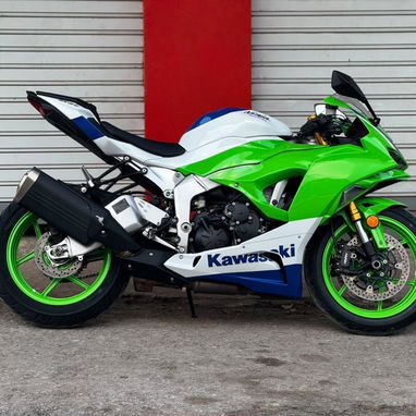 Moto Kawasaki - 3/6
