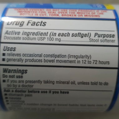 Laxante  Docusate Sodium de 100mg. Importado , 100 Capsulas de Softgel de 100mg ,Precio 15 USD  ,ver Foto ,contactar al - 3/3