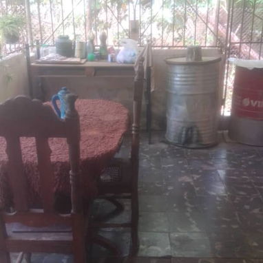 *$9500usd. SIN AJUSTE. En venta casa  en pasillo interior en El Cotorro, Reparto  Lotería. Punto de referencia: el banco - 5/10