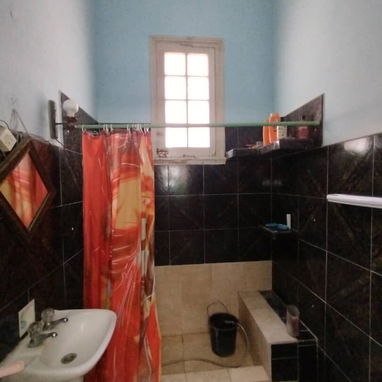 Apartamento primer piso en el vedado - Img 123333393