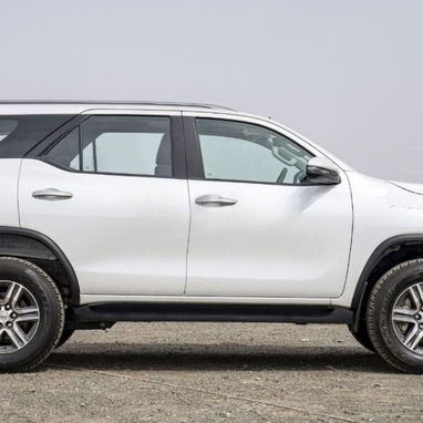 Toyota Fortuner EXR FORTUNER 2.4L DIESEL 2025 - 4/6