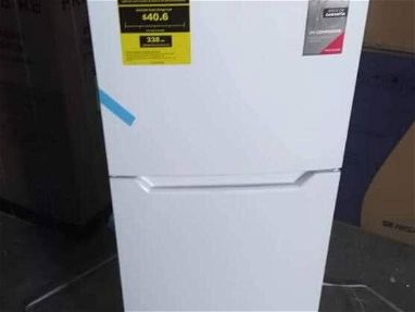 Refrigerador Frigidaire de 7 pies - Img main-image-45710881