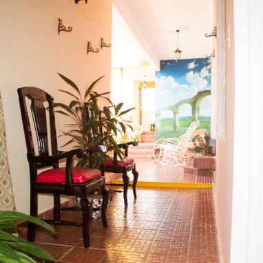 COD.Z 馃搷 Renta Disponible en Trinidad | Hostal de 7 Habitaciones con Split y Minibar馃嵐 - Img 118081994