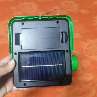 Lámpara recargable con panel solar - 3/4