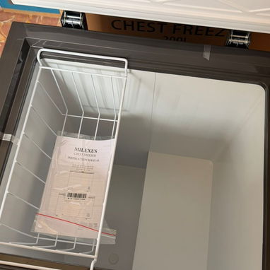 Nevera Milexus de 4.2 pies / 119L nueva en su caja precio $300 USD transporte incluido - 7/7