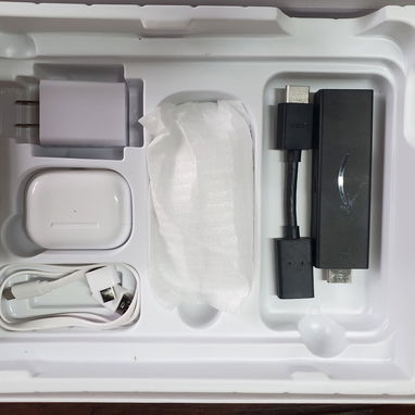 Tablet con sus accesorios - 2/7
