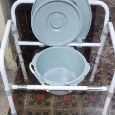 Silla sanitaria - 2/2